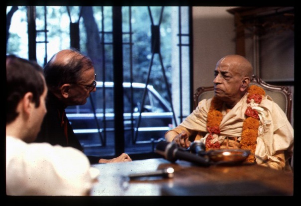 Srila Prabhupada answering questions